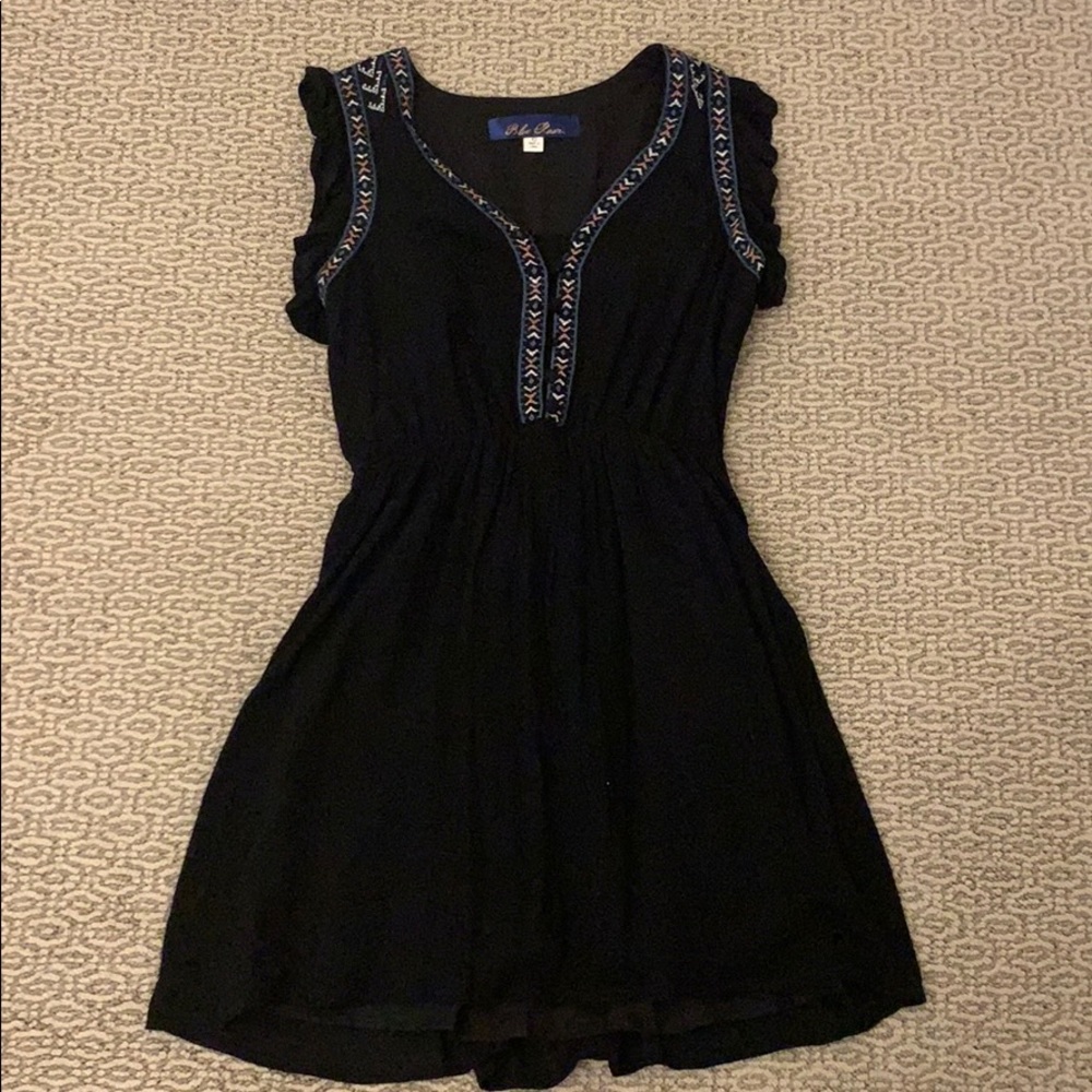 Francesca’s Black dress